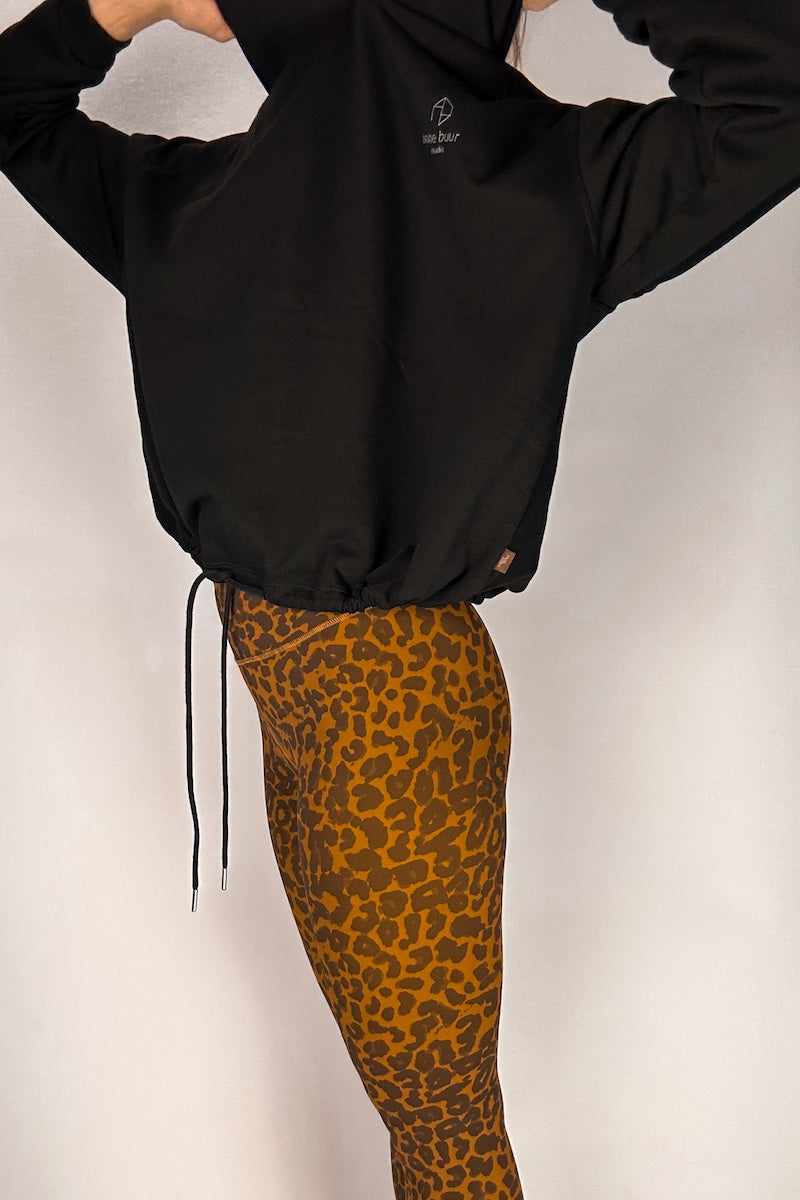 
                  
                    Leo Leggings - Gold
                  
                